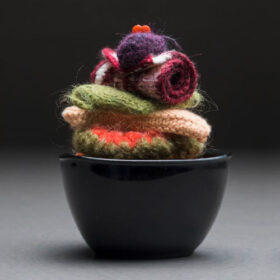 Madame Tricot gestrickter Fast Food Chinese